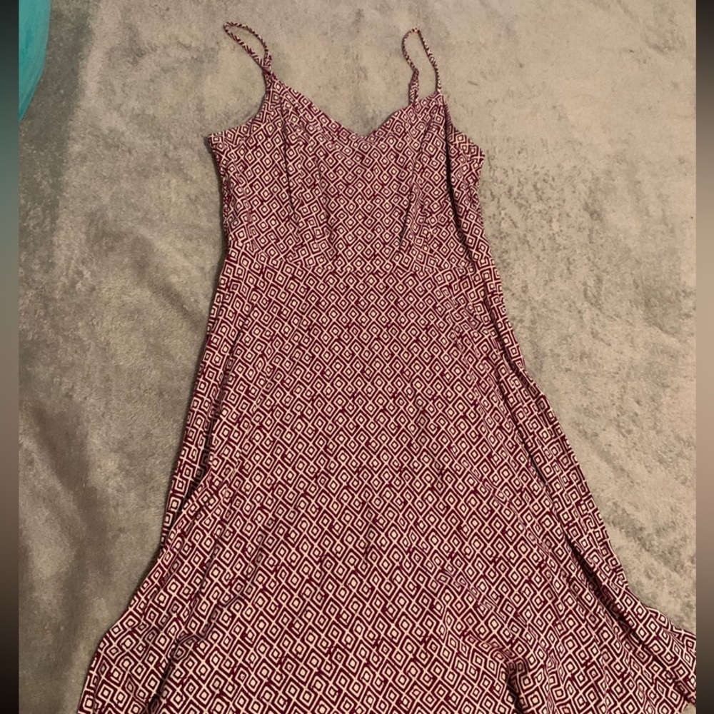 Red and white patterned strapless dress